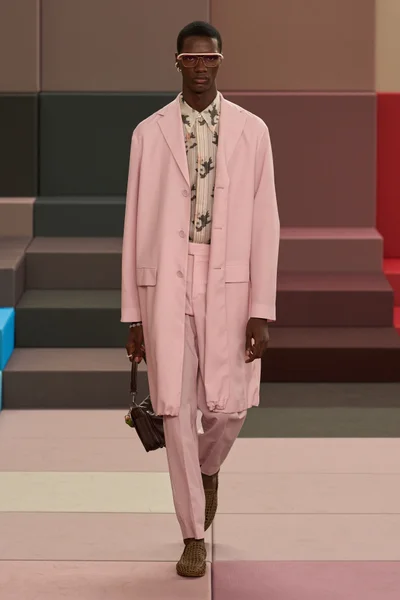 Look 61